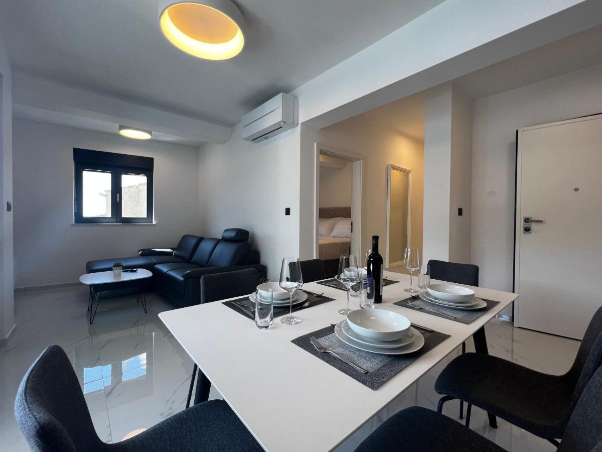 White Pearl Apartments - New Grebaštica Eksteriør billede